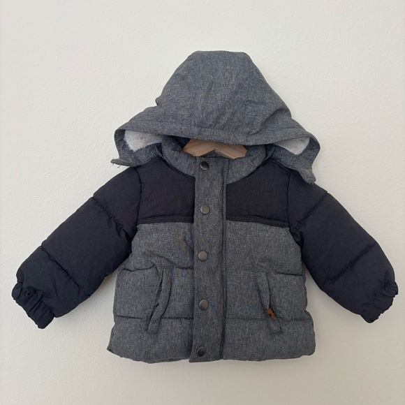 H&M Charcoal and Black Puffer Jacket 4-6M - Picture 1 of 3